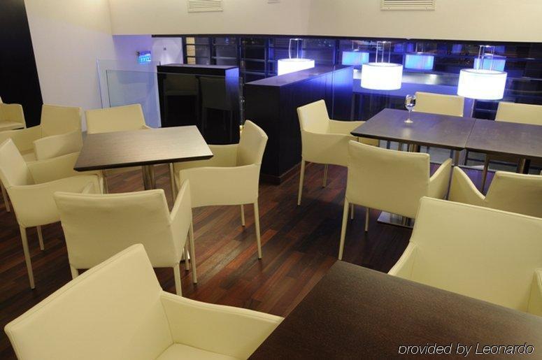 โรงแรมเบอร์เตล็อต บูคาเรสต์ ร้านอาหาร รูปภาพ